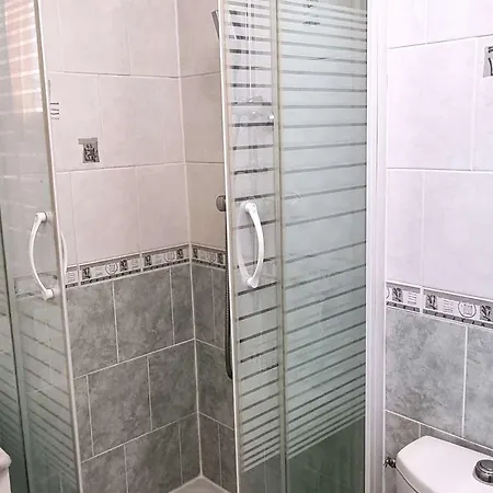 T2 Pour 4 Pers., Jardin, Parking, Proche - Fr-1-607-160 * Agde